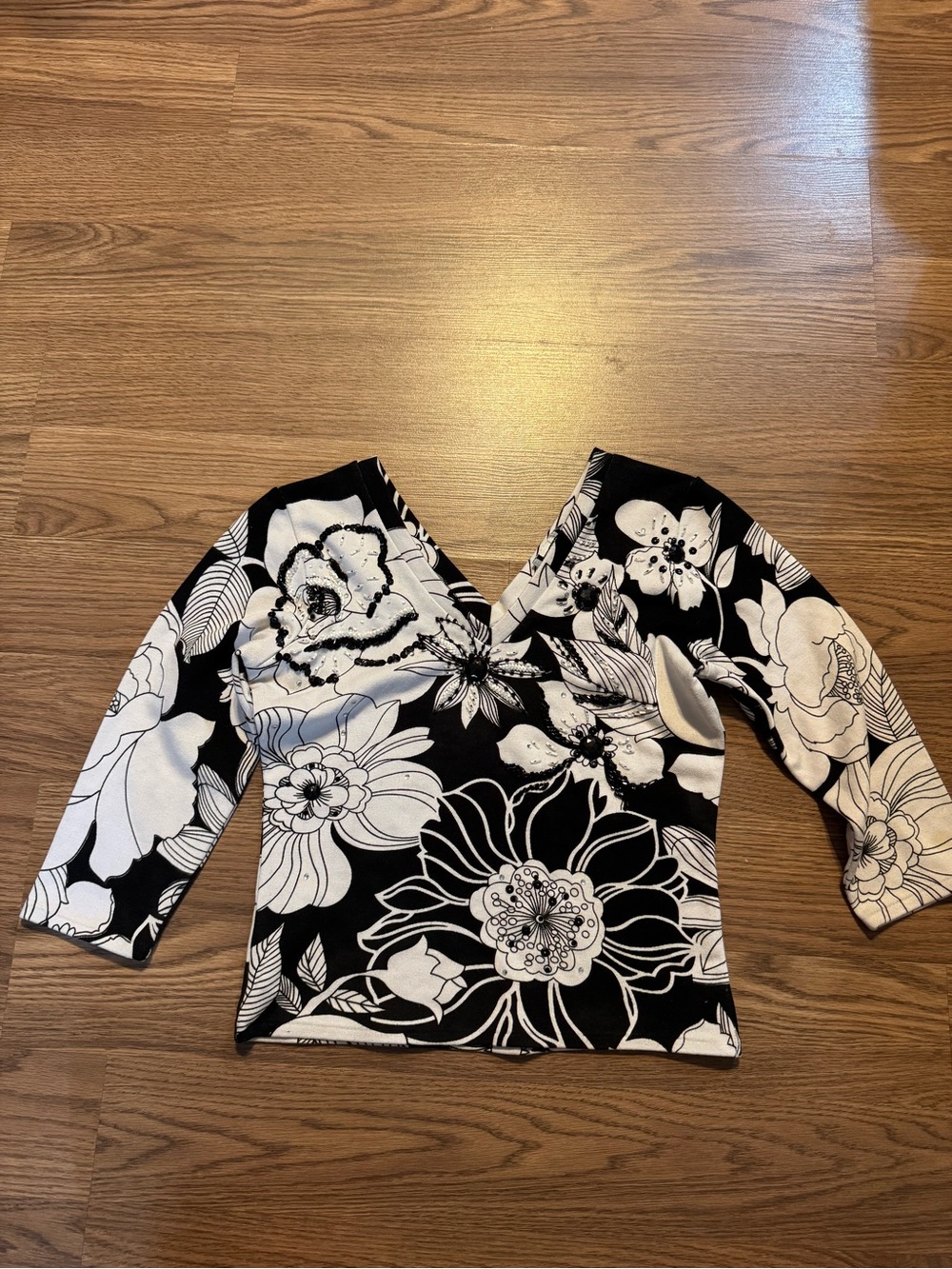 Cache Black and White Floral V-Neck